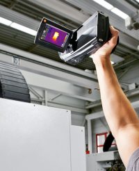 Высокоточный тепловизор с вращающейся рукояткой и откидным поворотным дисплеем Testo 885-1